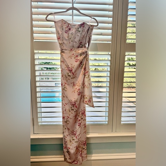 V. Chapman June Dress Pink Rose Print - Picture 8 of 10